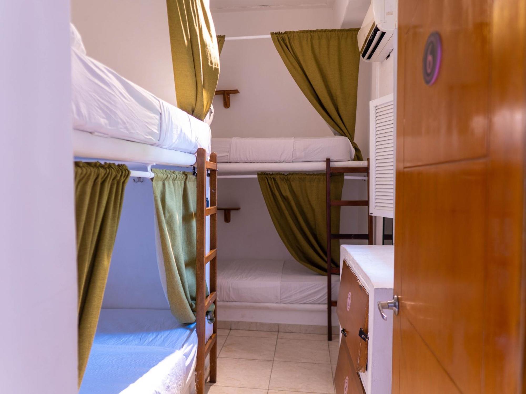 Casa Zahri Boutique Hostel Cartagena Номер фото