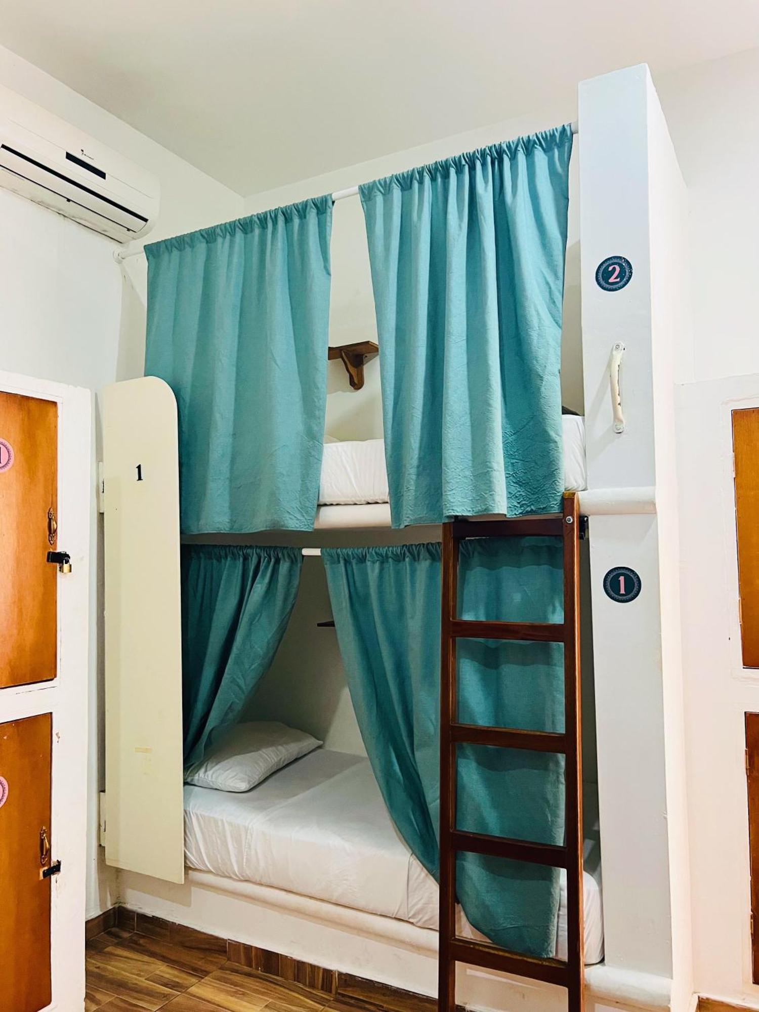 Casa Zahri Boutique Hostel Cartagena Номер фото